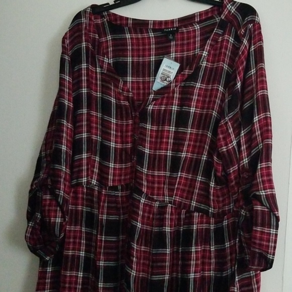 Torrid Plaid Shirtdress Plus Size 🆕️ V neck - Picture 2 of 7